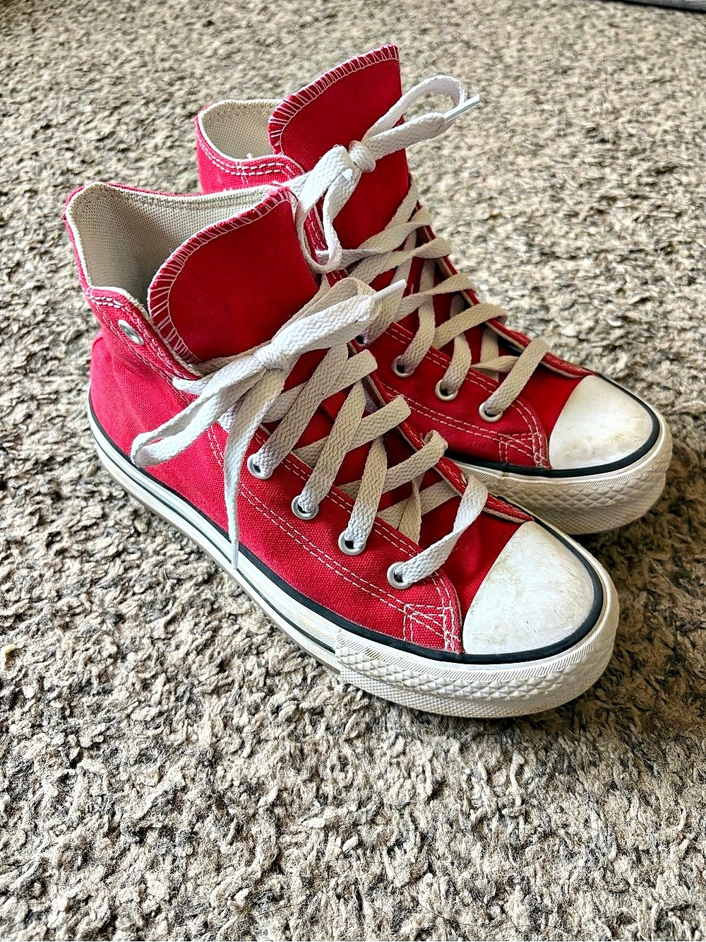 Converse Chuck Taylor All Star High Top Sneakers Red & White